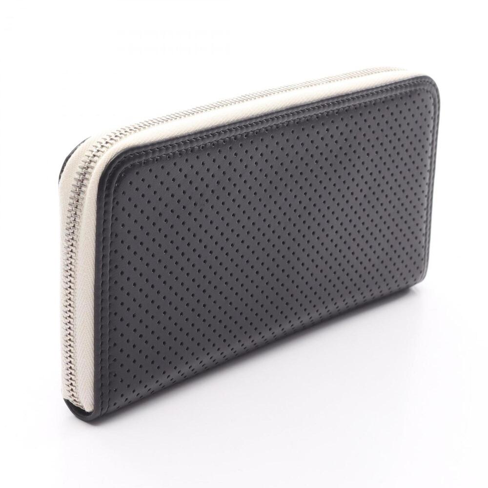CHANEL Authentic Black Leather Logo Wallet - Picture 2 of 9